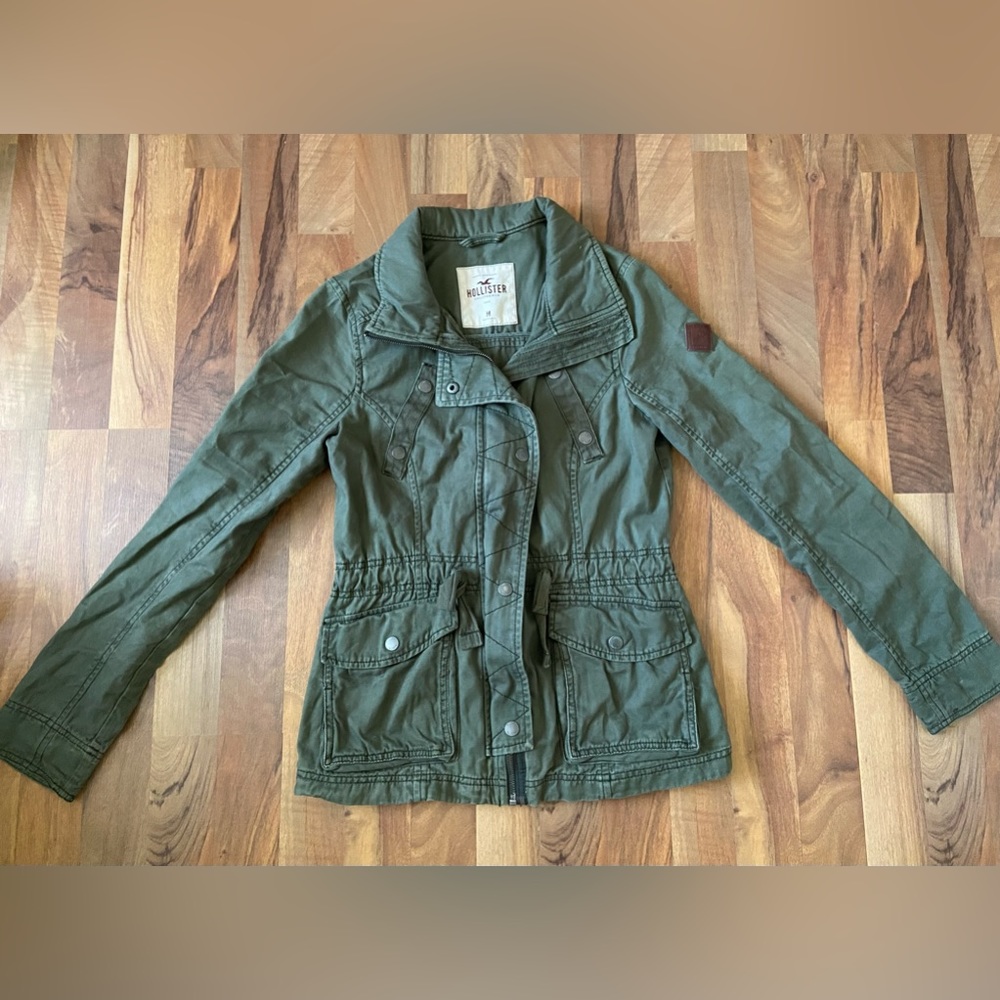 Medium Hollister Army Green Jacket Waist Adjustable